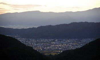 十分一山から宮内夕陽.jpg